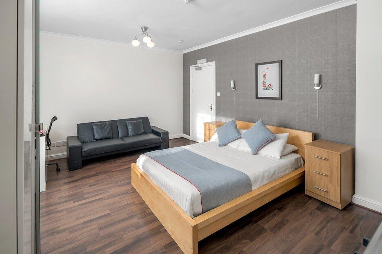 Flexistay Tulsi Aparthotel Croydon Buitenkant foto