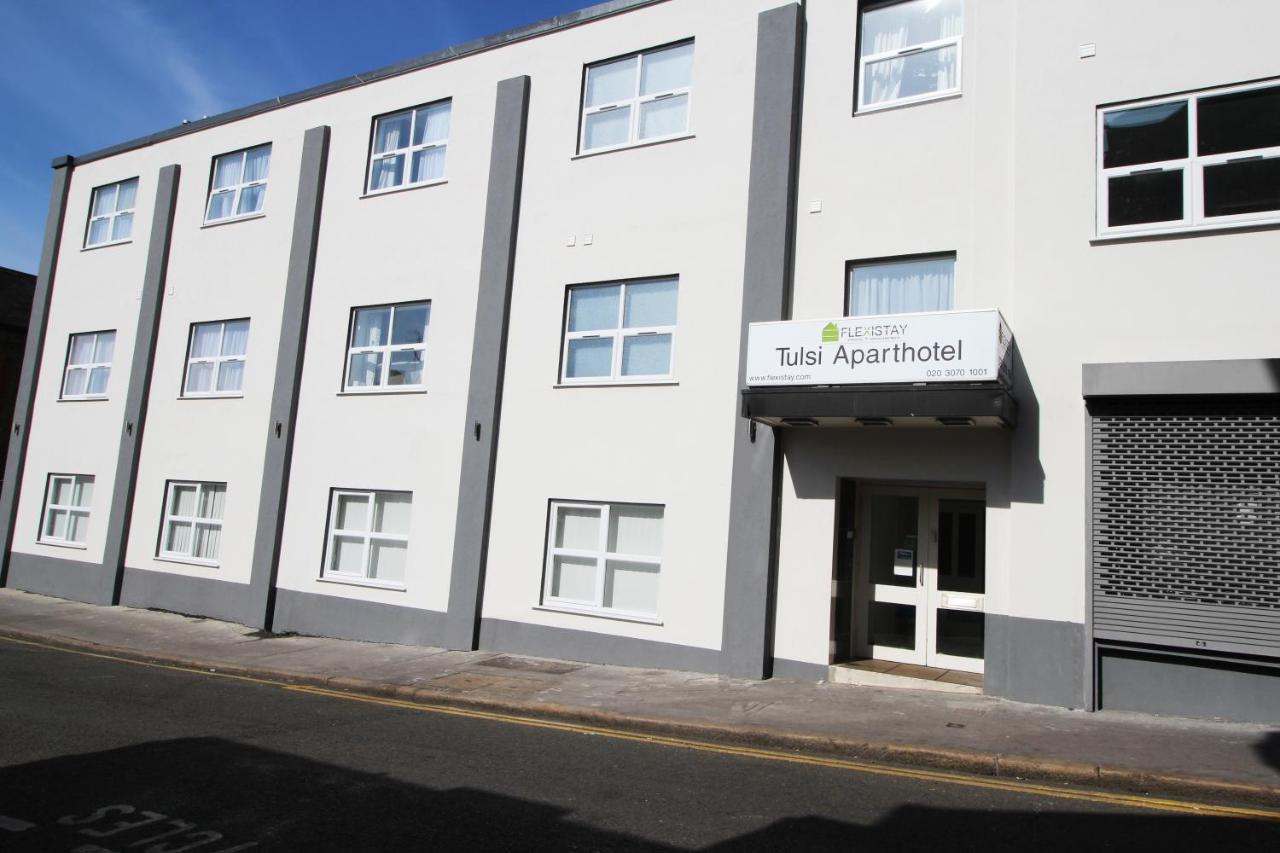 Flexistay Tulsi Aparthotel Croydon Buitenkant foto