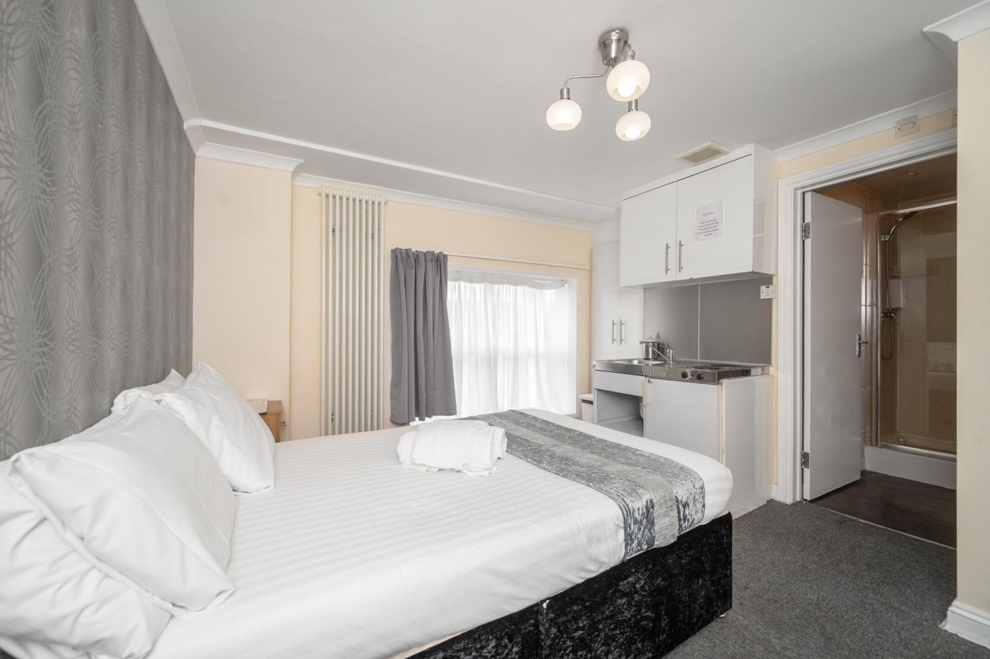Flexistay Tulsi Aparthotel Croydon Buitenkant foto