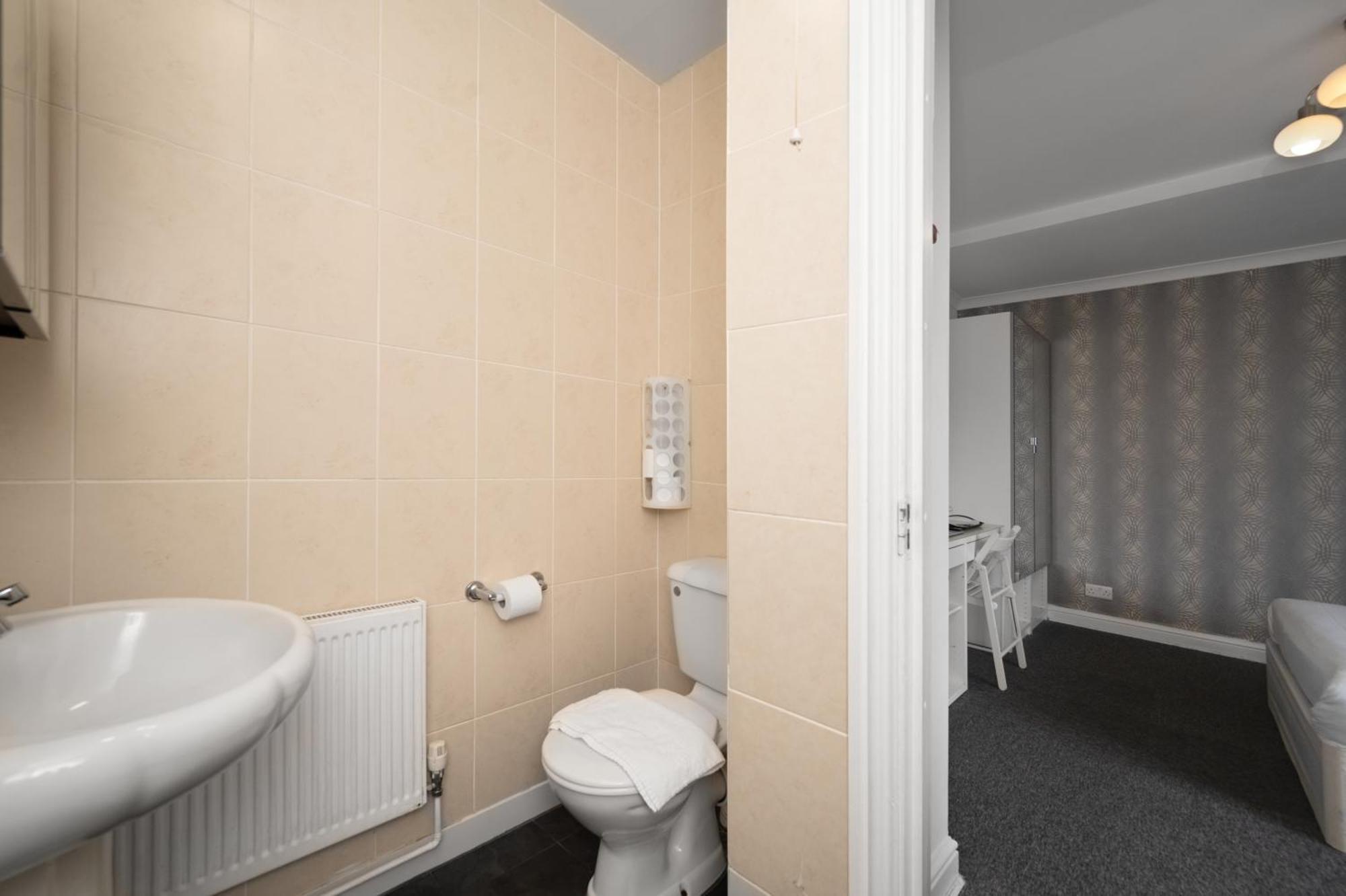 Flexistay Tulsi Aparthotel Croydon Buitenkant foto