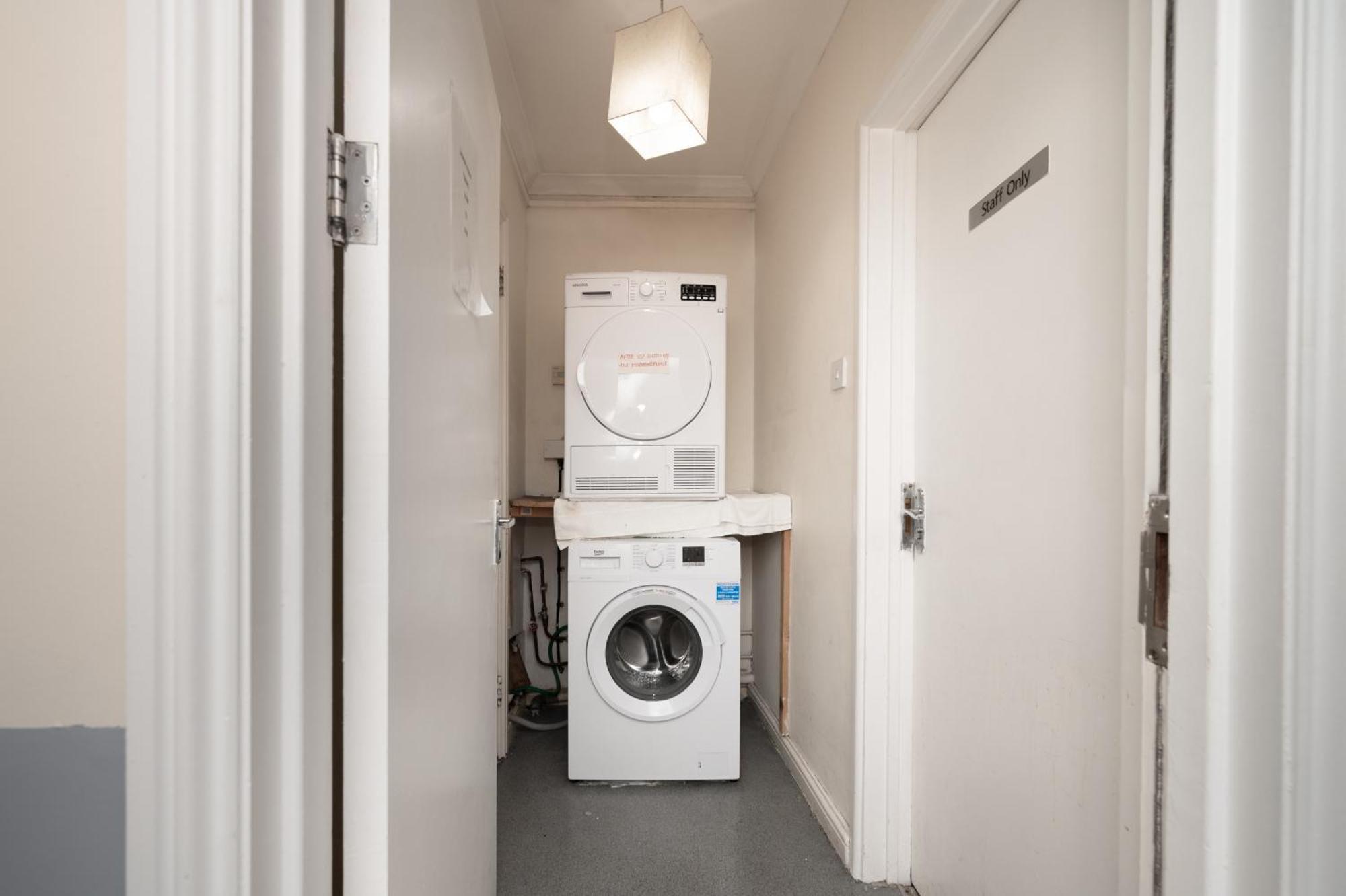 Flexistay Tulsi Aparthotel Croydon Buitenkant foto