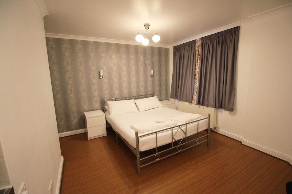 Flexistay Tulsi Aparthotel Croydon Buitenkant foto