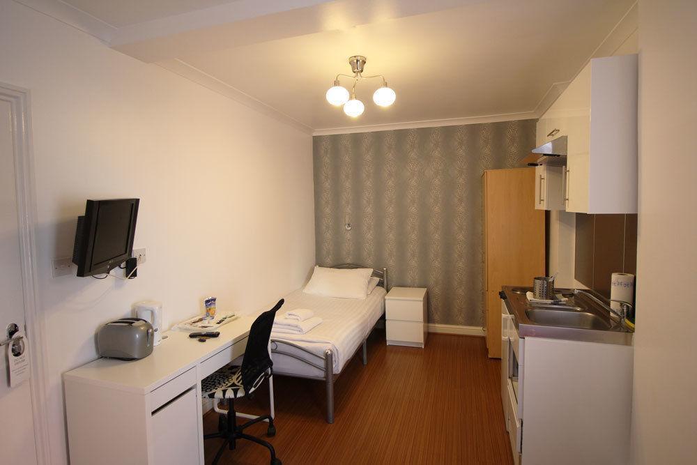 Flexistay Tulsi Aparthotel Croydon Buitenkant foto